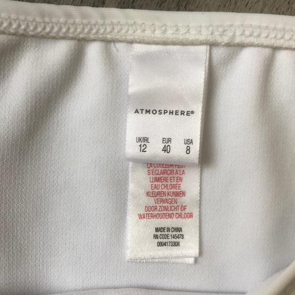 3/$25Atmosphere bikini white scalloped triangle - Picture 4 of 8